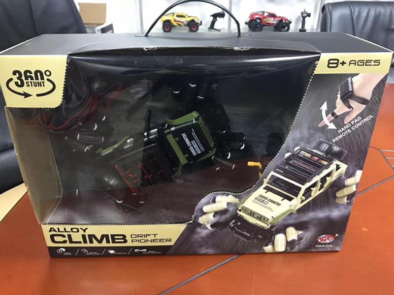 1:18 R/C Alloy Lateral Climbing Vehicle