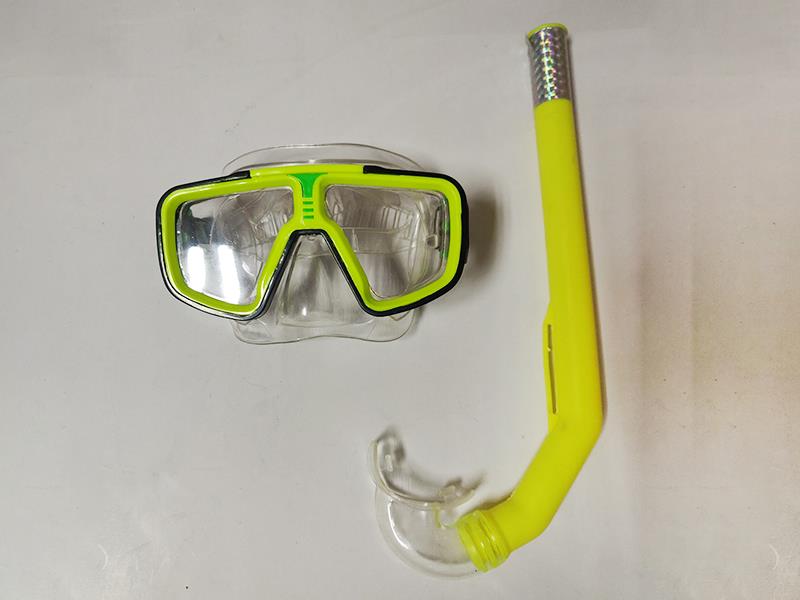 Swimming Mask And Snorkel