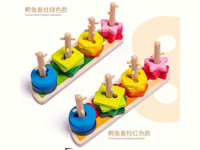 Wooden Crocodile Set Column