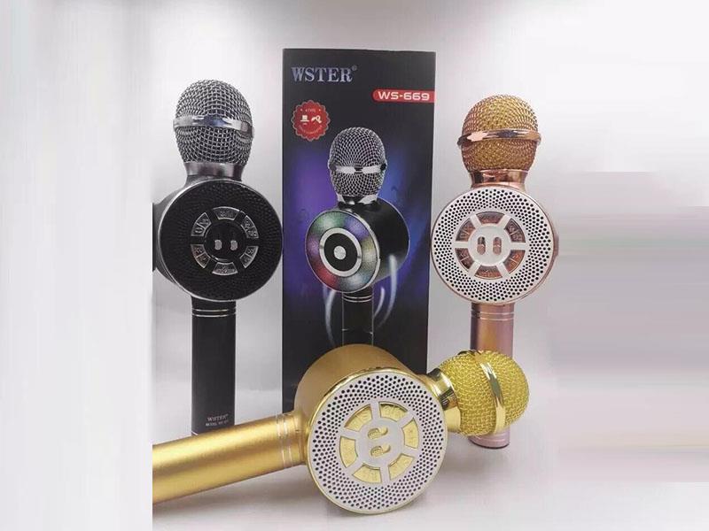 Seven-Color Light Bluetooth Karaoke Microphone