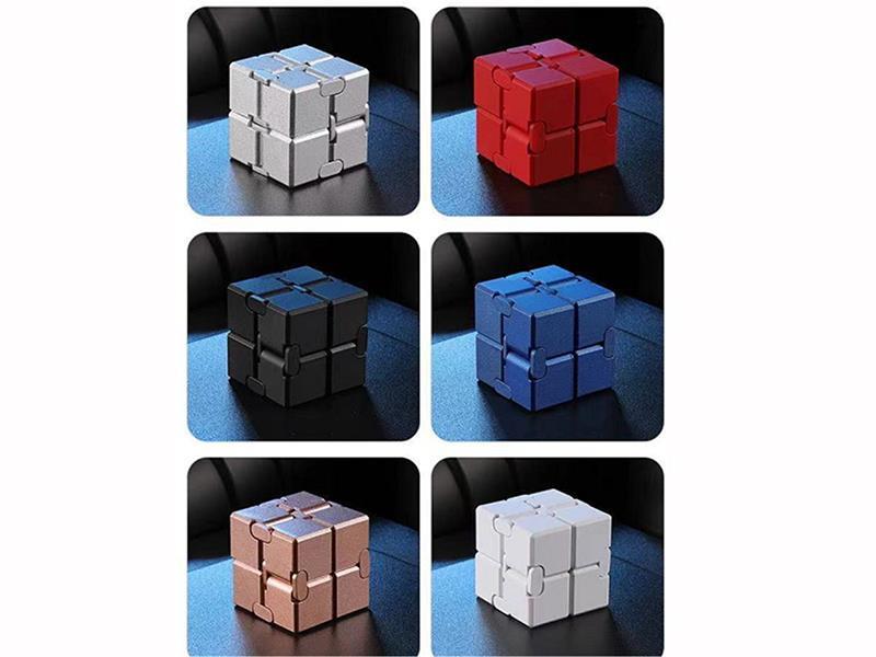 Infinite Rubik's Cube