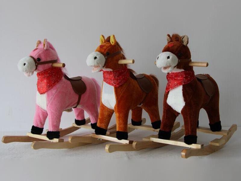 B/O Wooden Rocking Horse With Music