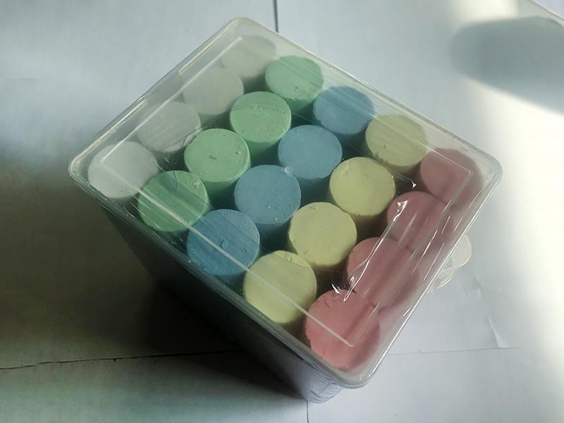 20 Chalk Sticks