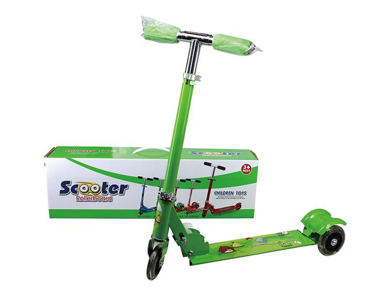 Three-Wheel Children Scooter - Angry Bird