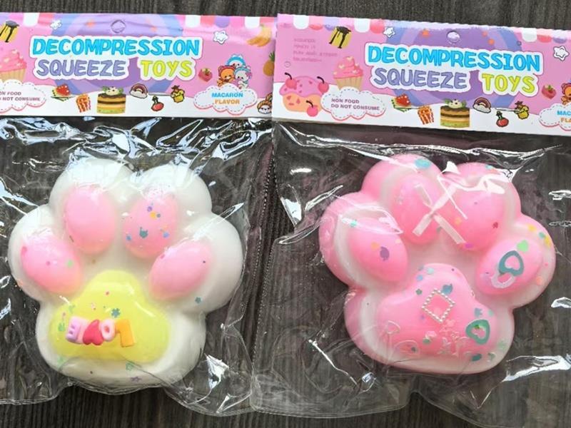 Pinching Music: Three-Color Big Cat Paws