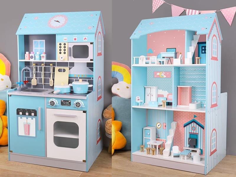 Wooden Two-Sided Villa Kitchen