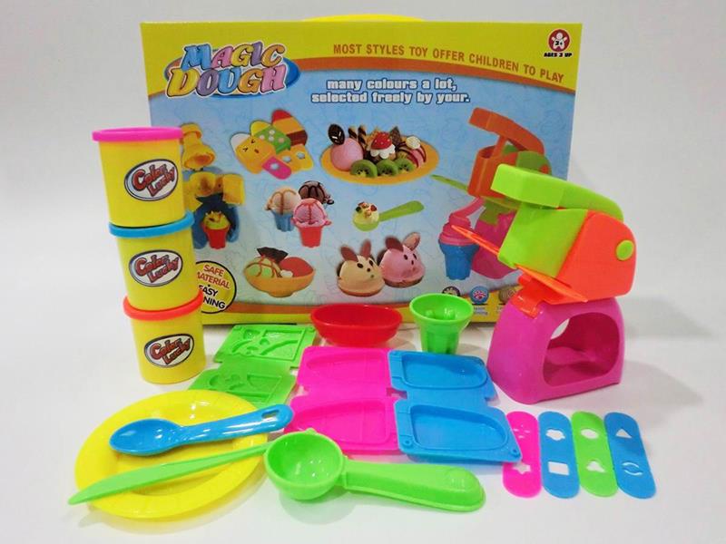 Play Dough Ice Cream Maker Set