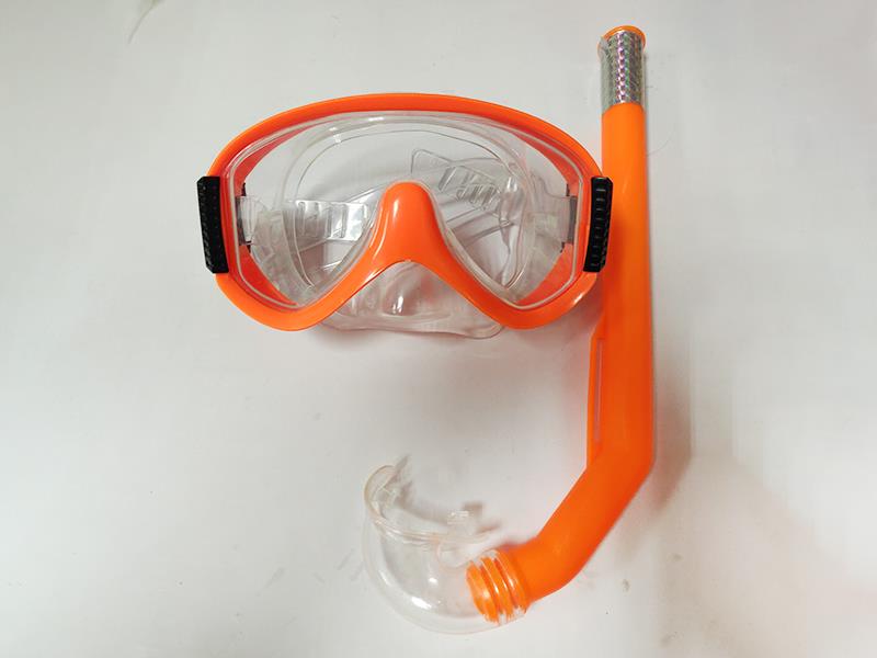 Swimming Mask And Snorkel