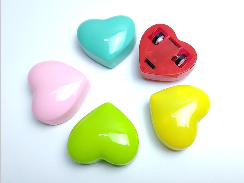 Heart-Shaped Pull Back Car