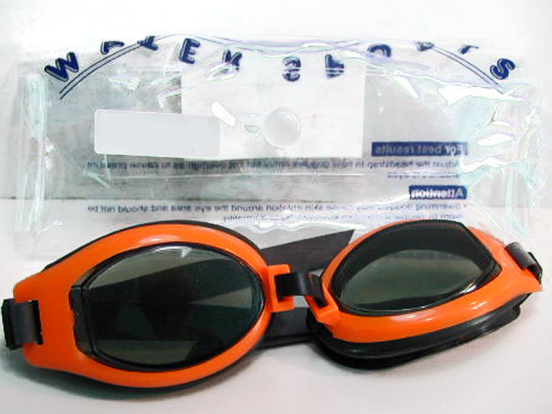 SWIMMING GLASSES