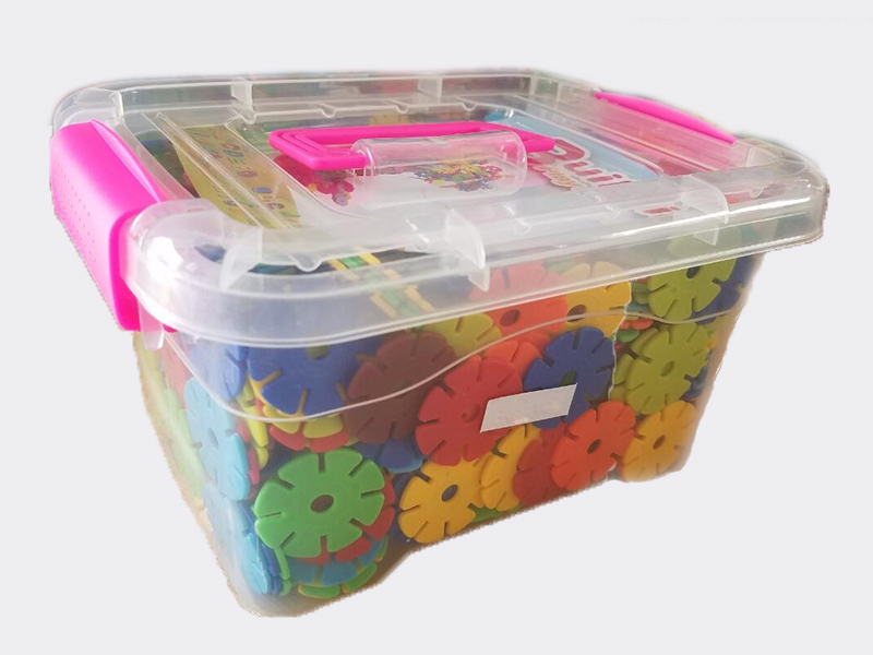 600PCS Snowflake Building Blocks