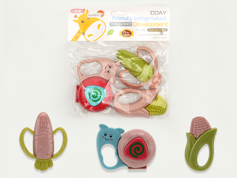 3 Rattle & Teether