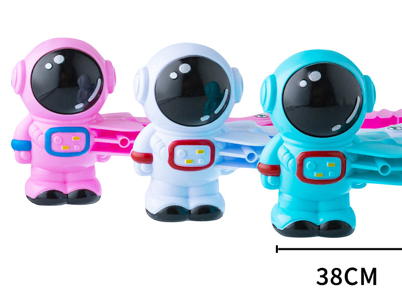 Outsize Astronaut Snowball Clip 38CM
