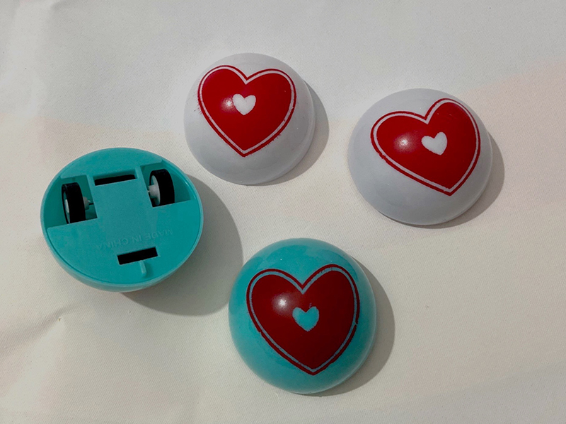 Valentine's Day Heart-Shaped Pattern Semicircle Pull Back Car