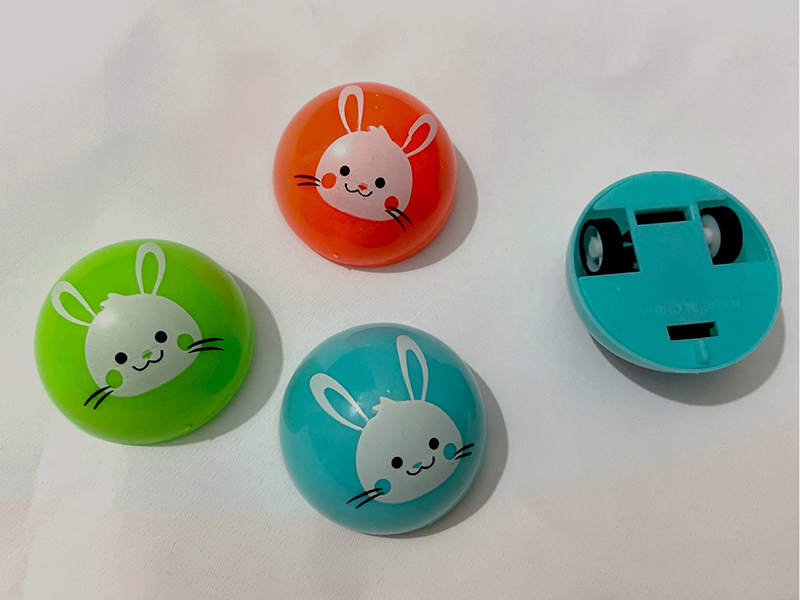 Easter Bunny  Semicircle Pull Back Car