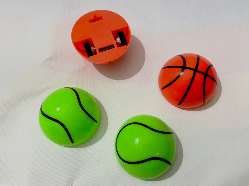 Football Pattern Semicircle Pull Back Car