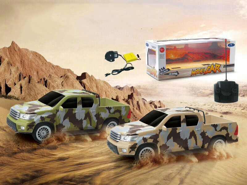 1:14 Camouflage 4-Channel Remote Control Car