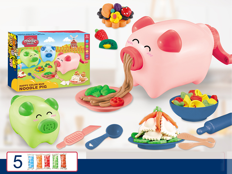 Noodles Pig Colored Mud