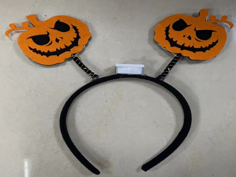 Pumpkin With Lamp Cap Hoop