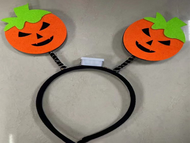 Pumpkin With Lamp Cap Hoop