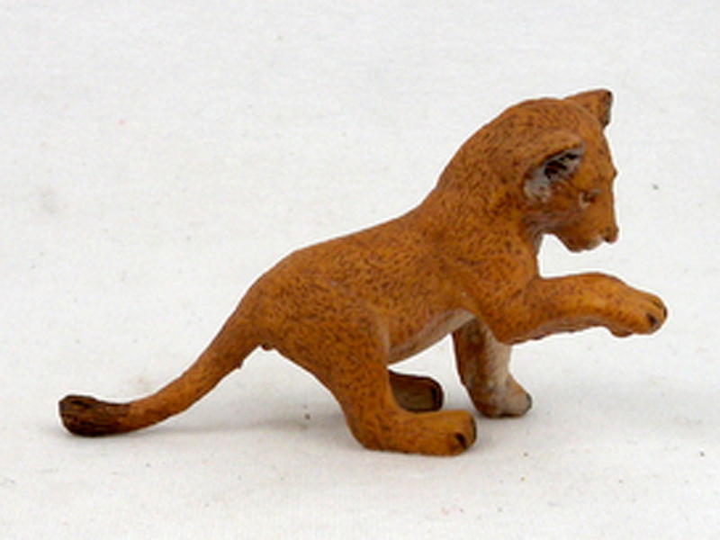 Little Lion (Three Feet)