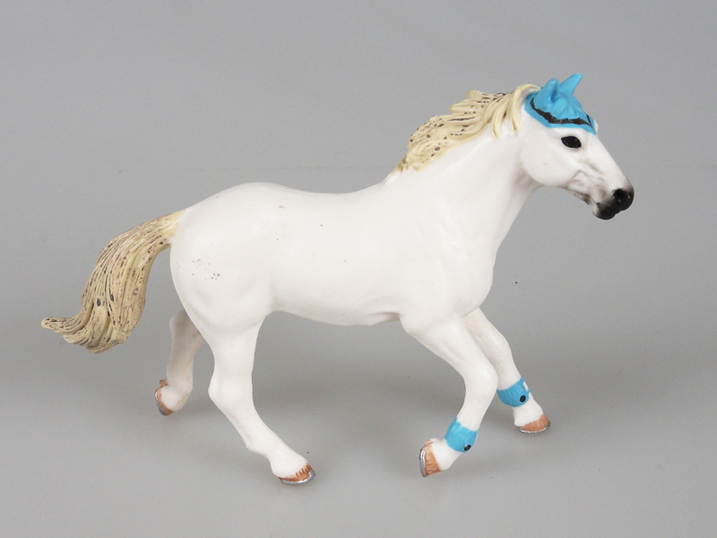 Quart White Horse
