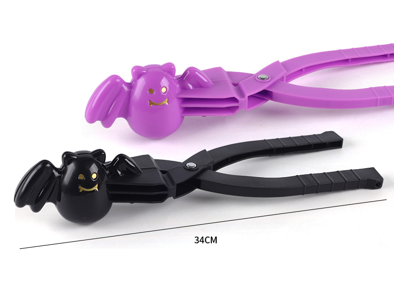 Halloween Bat Snowball Clip