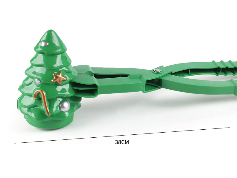 Christmas Tree Snowball Clip