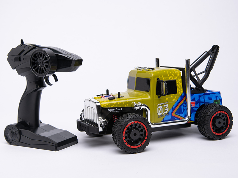 1:16 2.4G 4-Channel Remote Control Car