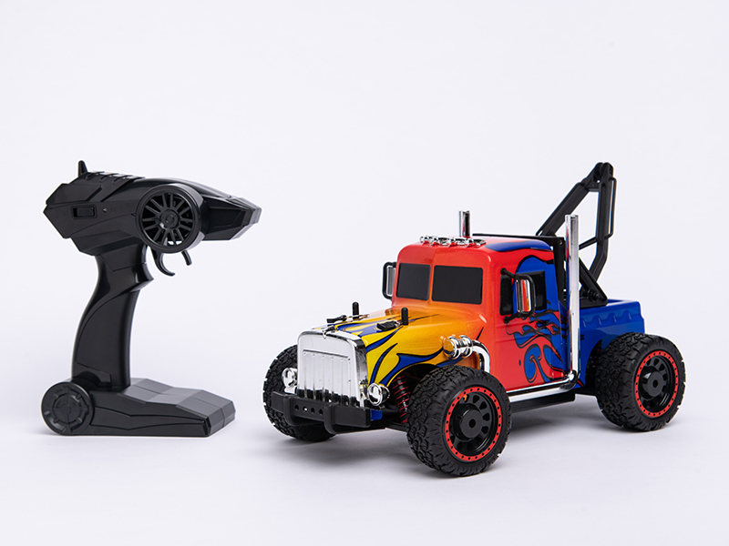 1:16 Optimus Prime 2.4G 4-Channel Remote Control Car