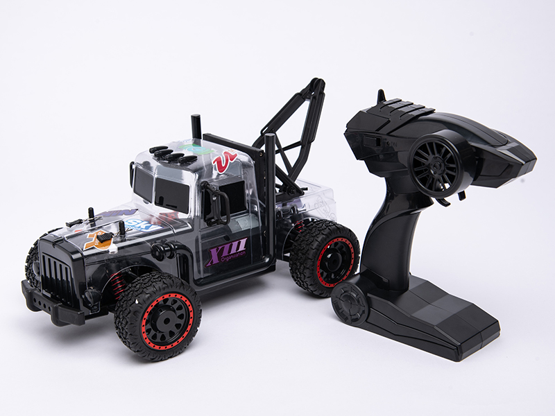 1:16 2.4G 4-Channel Remote Control Car