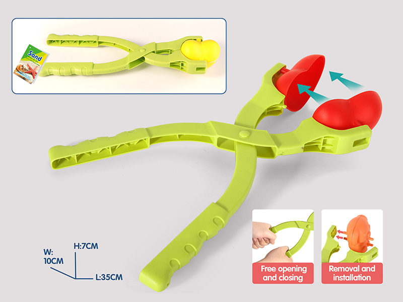 Heart-Shaped Snowball Clip