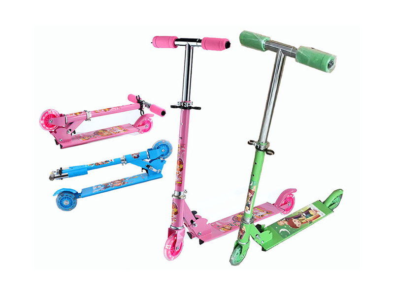 Two-Wheel Scooter With Flint Lamp