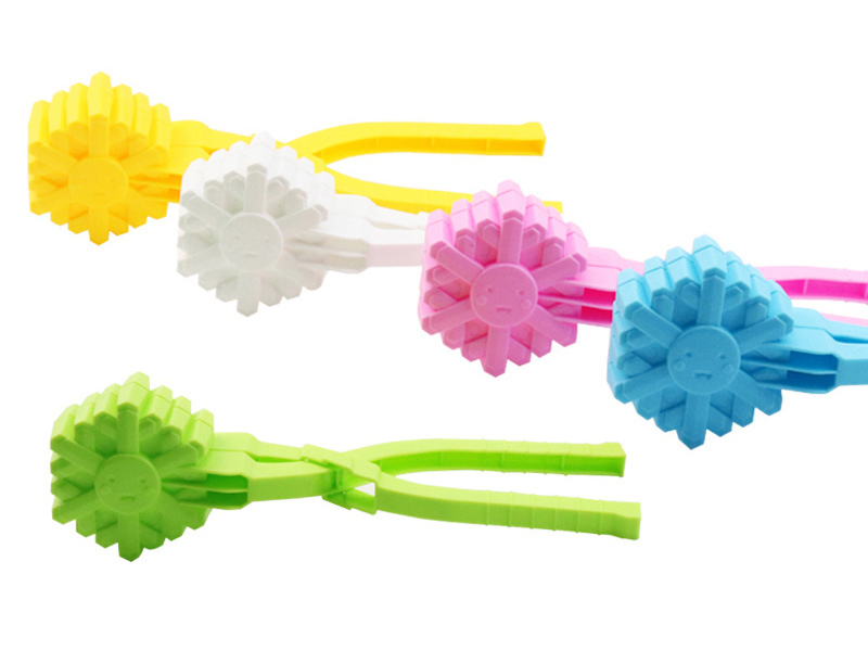 Small Size Snowflake Shape Snowball Clip