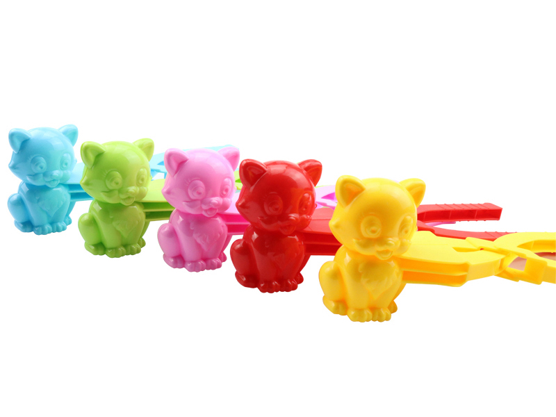 Small Size Cat Shape Snowball Clip