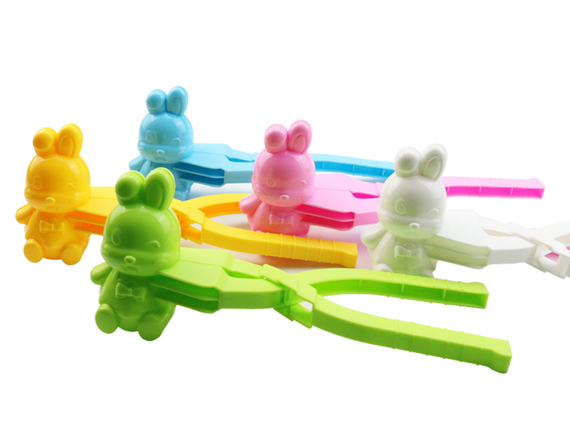Small Size Rabbit Snowball Clip