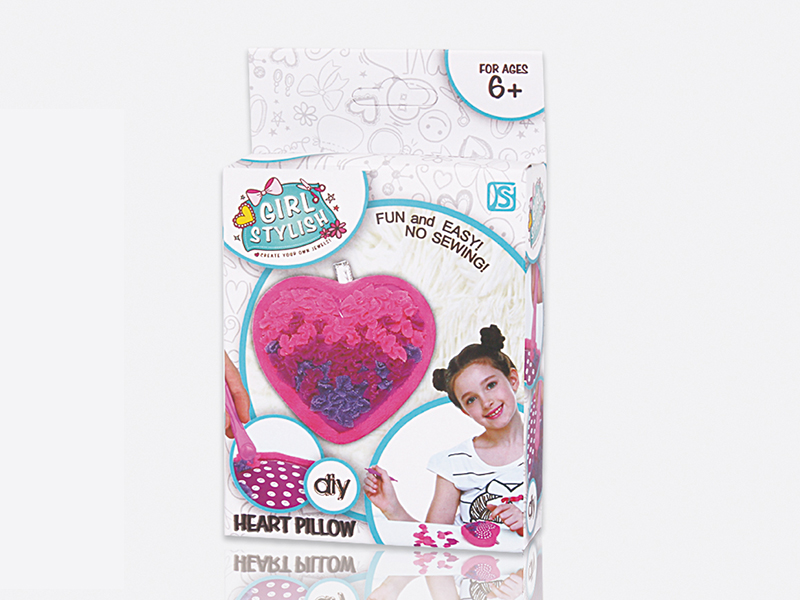 DIY Fabric Plush Heart-Shaped Pendant