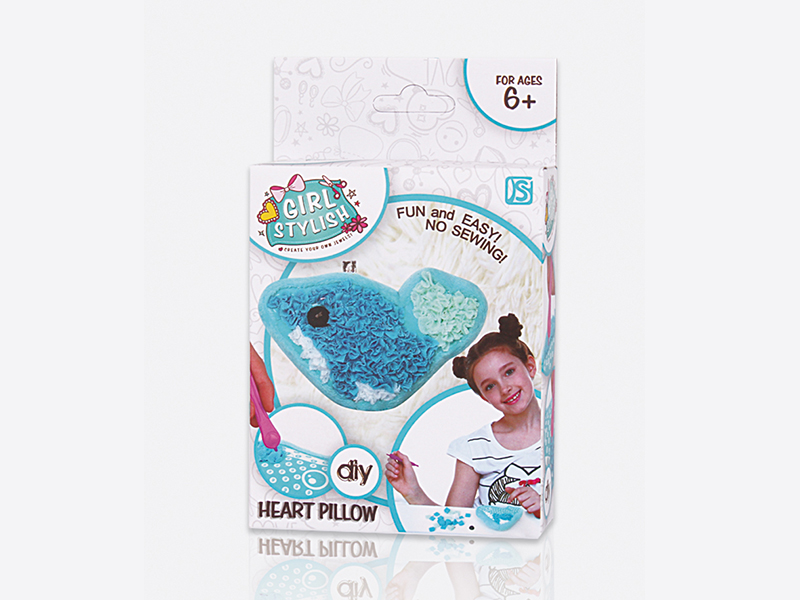 DIY Fabric Plush Dolphin Pendant