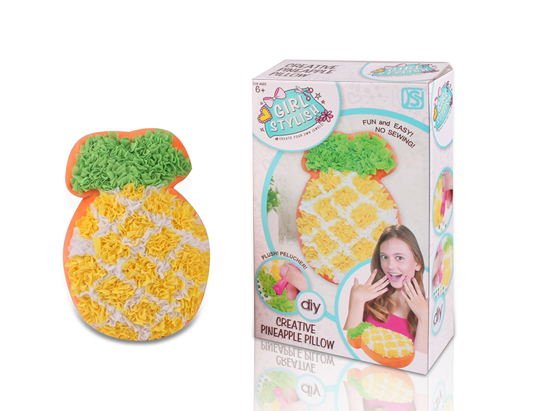 DIY Fabric Plush Pineapple Throw Pillow