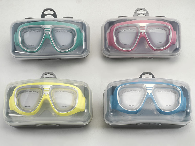 Professional Large Frame Silicone Anti-Fog Swimming Goggles