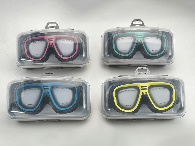 Professional Large Frame Silicone Anti-Fog Swimming Goggles
