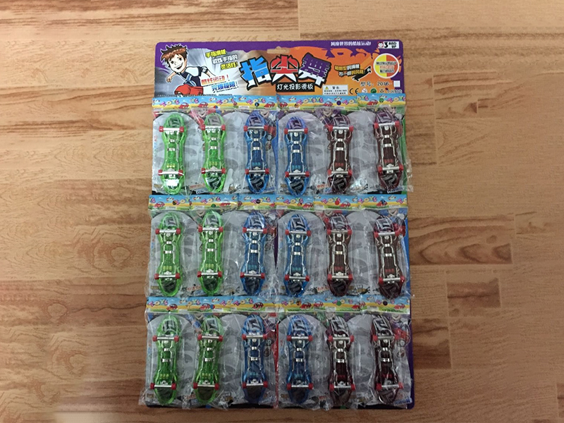 18PCS Light Projection Finger Skateboard