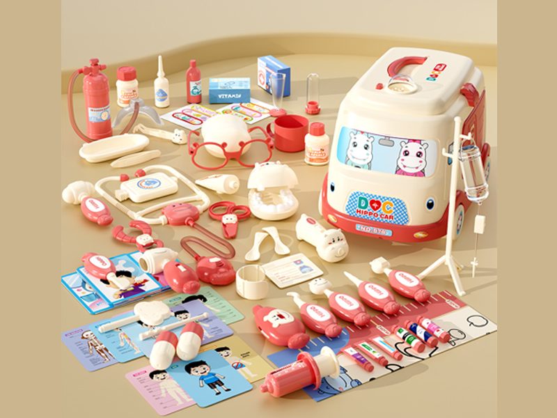 66Pcs Pink Ambulance Doctor Toy