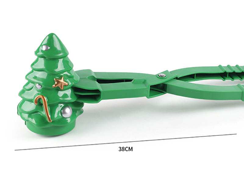 Christmas Tree Snow Clip