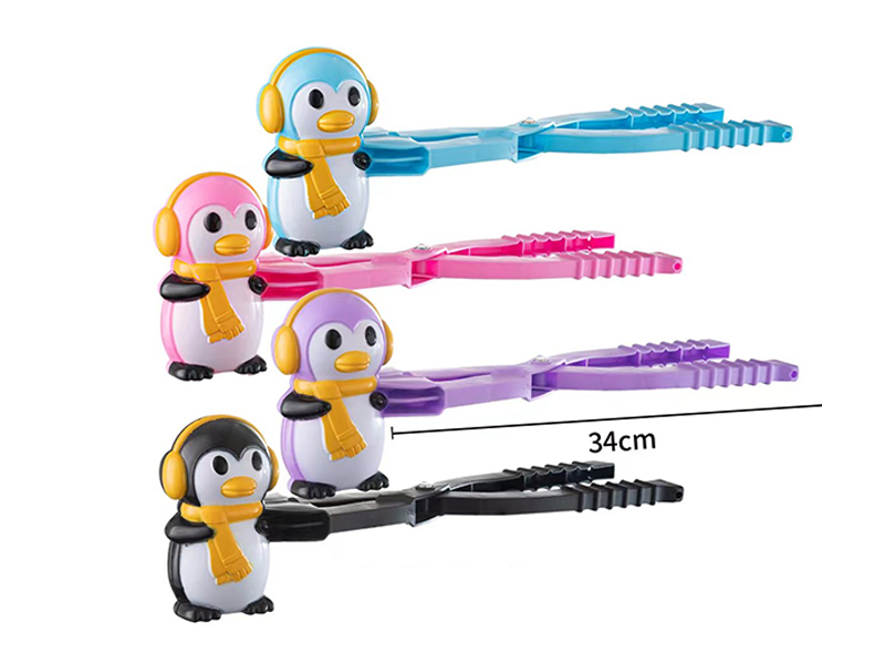 Penguin Snow Clip