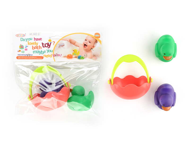 2 Discolored Ducks+Basket