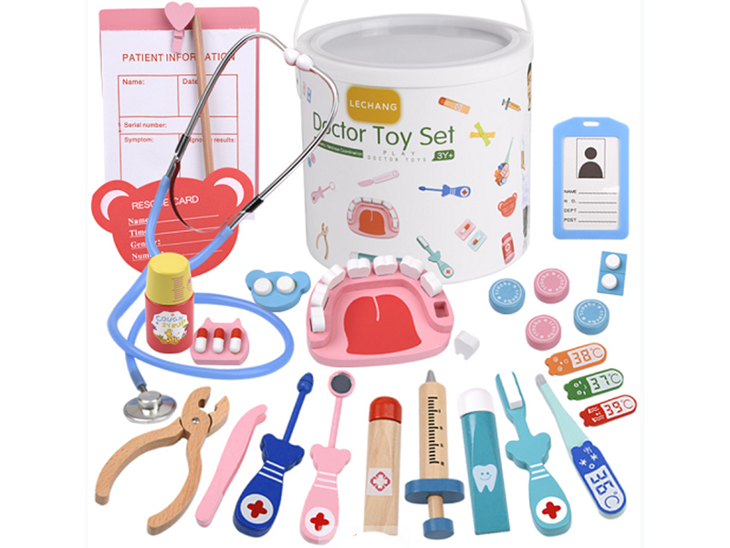 Wooden Doctor Toys 17pcs