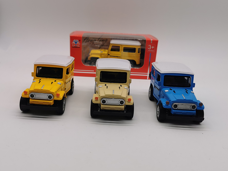 1:32 Pull Back Alloy Land Cruiser FJ40 Simulated Car