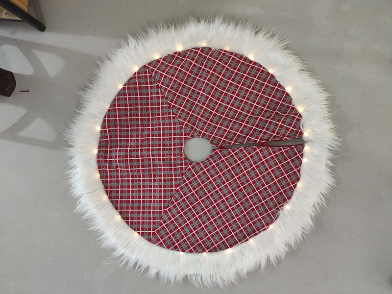 Red Gray Plaid Tree Skirt With Lights 97CM