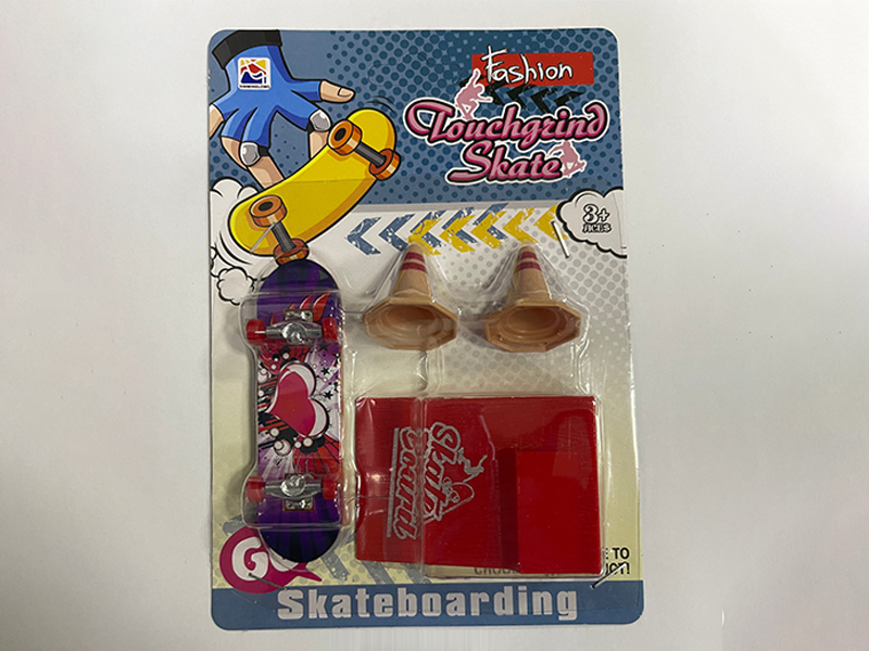Finger Skateboard Set